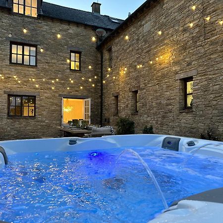 チッペナム Cotswolds Retreat - Bath & Castle Combe - Hot Tubヴィラ エクステリア 写真