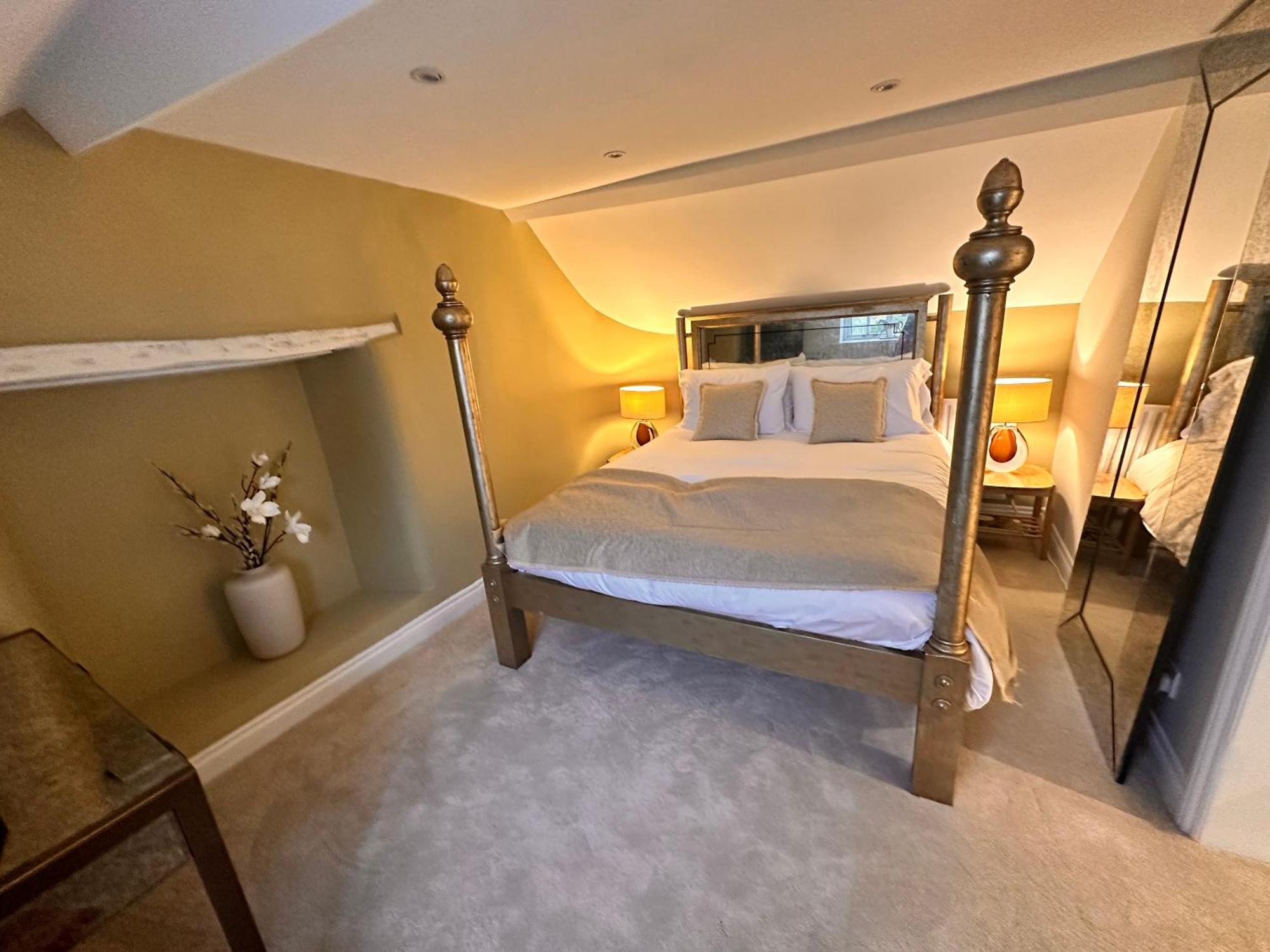 チッペナム Cotswolds Retreat - Bath & Castle Combe - Hot Tubヴィラ エクステリア 写真